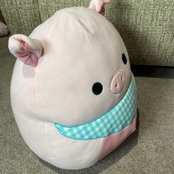 Pig squishmallow - Picture 4 of 4